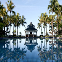 Free Spa Treatment & Free Dinner At Tree Top Restaurant